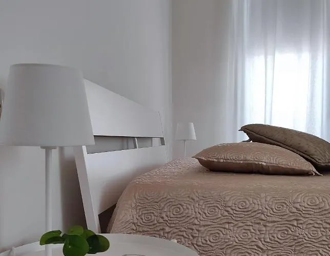 Dimore Della Fausa בית נופש